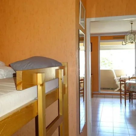 Hyères, 3 Pièces, 4 Personnes - Fr-1-335-90 * Hyères