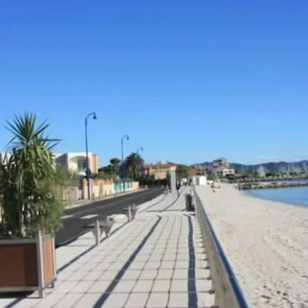 Appartamento Hyères, 3 Pièces, 4 Personnes - Fr-1-335-90