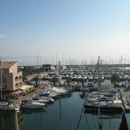 Appartamento Hyères, 3 Pièces, 4 Personnes - Fr-1-335-90 Hyères