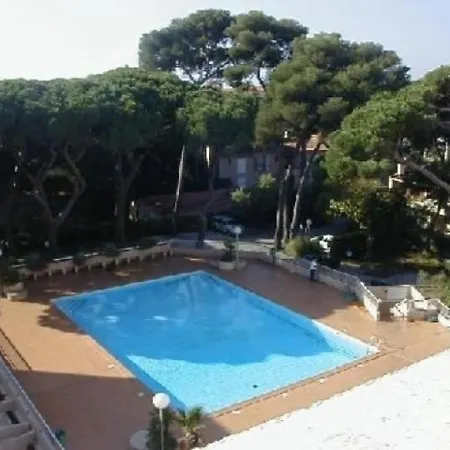 Hyères, 3 Pièces, 4 Personnes - Fr-1-335-90